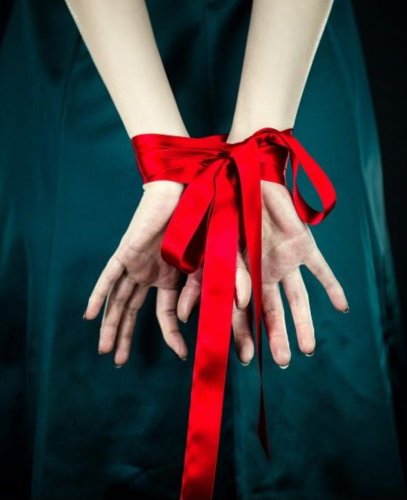 ne-út 11.-13.1.Loona,23h