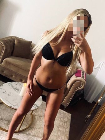 Laura, REAL I ONLINE!